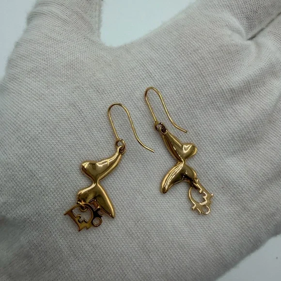 Dior Gold Butterfly Earrings - Picture 3 of 3